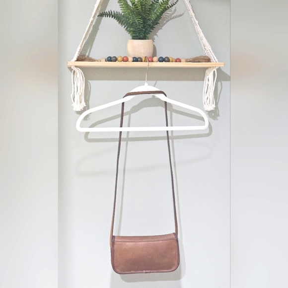 Sold!!! Vintage NYC 70's Coach Dinky Bag (Putty W/Tabac Piping) 9375 - Picture 7 of 14